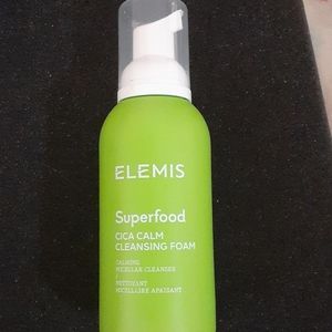Elemis superfood cleansing foam